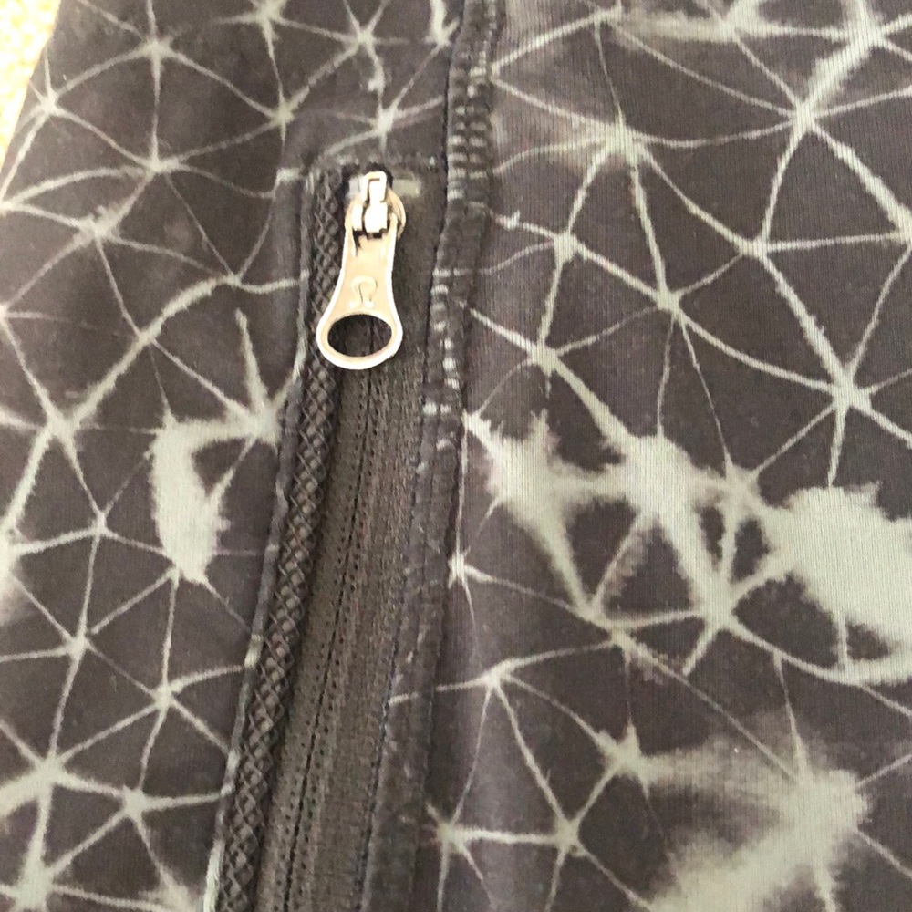 women’s Lululemon Geometric Pants with Zippers - Picture 7 of 7